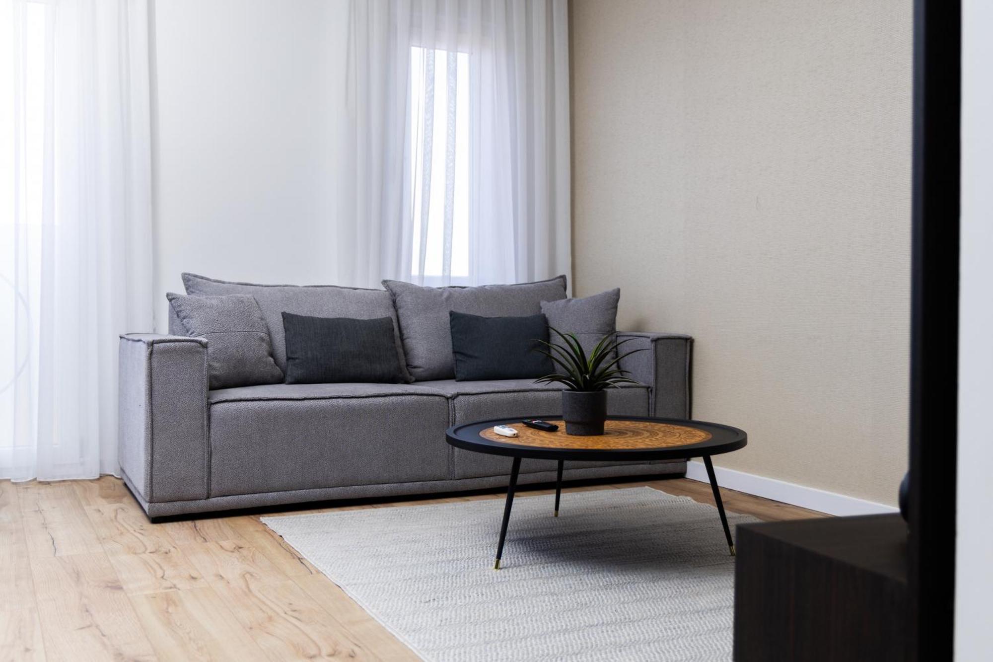 Erika'S Apartments 프리슈티나 외부 사진